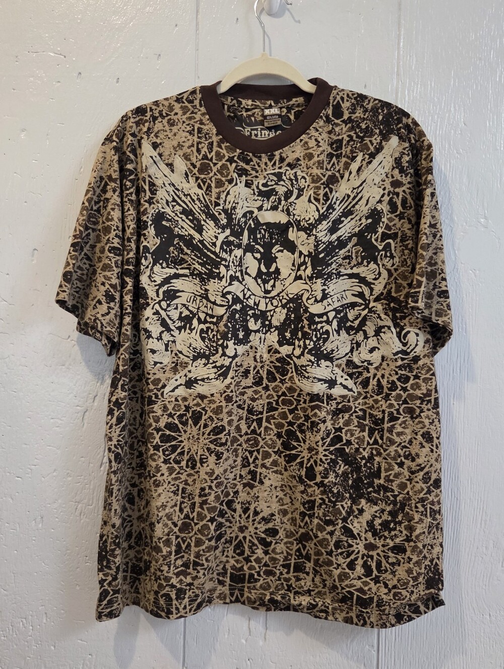 Raider Jeans Infringement Graphic Crewneck Men’s Shirt - Brown Pattern